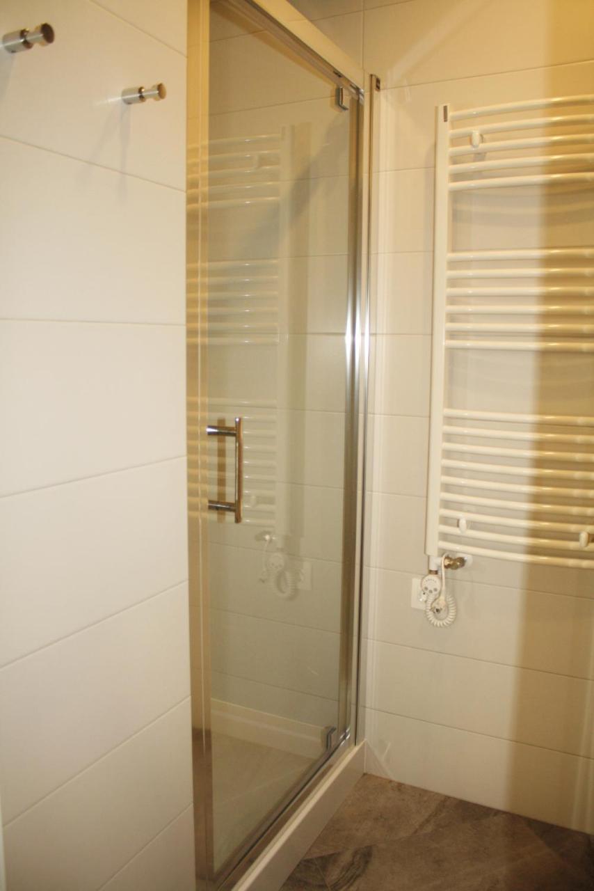 Lviv Wall Street Apt Luaran gambar